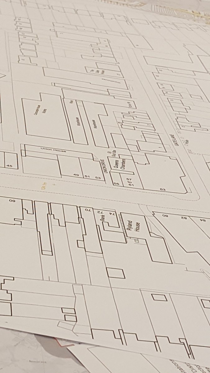 Phoebe_Greggor's tweet photo. Could disused warehouses be turned into parking? 🚗 A potential resolution for parking issues at nearby schools #BoldmereMums #BoldmereLive https://t.co/RvoW1H7OmM