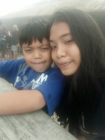 agjadedianne25's tweet photo. @Tagaytay City πππππ
#souvenirs π½π½π½π
#people's Park in the Sky
#superenjoyπ¨βοΈβοΈβοΈSuper lamig dinβοΈβοΈβοΈ
#bonding with family π¨βπ¨βπ¦βπ¦
@Family Goals ππππ¨βπ©βπ§βπ¦ https://t.co/jJ4Zzisv9c