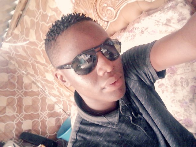 SBHIDLA_BOYZ1's tweet photo. They always call ma name wherever I go
#TEAMSBHIDLA
#RTthispost https://t.co/cA6XlLuyCq
