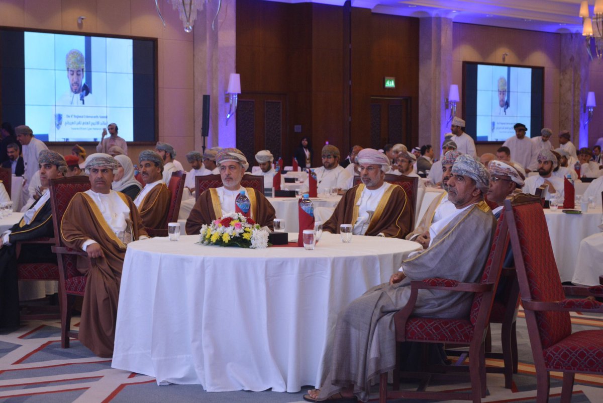 تحت رعاية معالي الشيخ رئيس جهاز الرقابة المالية والإدارية للدولة • انطلقت اليوم فعاليات #المؤتمر_الإقليمي_السادس_للأمن_السيبراني • ويأتي المؤتمر الذي ينعقد خلال الفترة من 20- 21/ 11/ 2017م بتنظيم من المركز العربي الإقليمي للأمن السيبراني وباستضافة <a href="/eOman_ITA/">eOman_ITA</a> ممثلة في <a href="/OmanCERT/">Oman National CERT</a>.