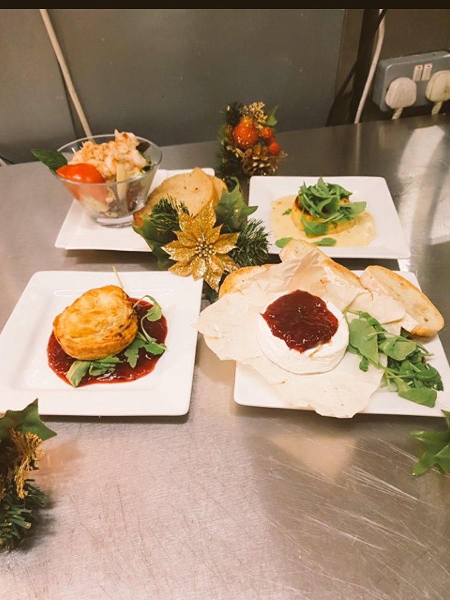 TheWaterBridge's tweet photo. #CHRISTMAS2017 Our festive menu starters from last nights cook off! @davies_steele https://t.co/rEOk6xEtqK