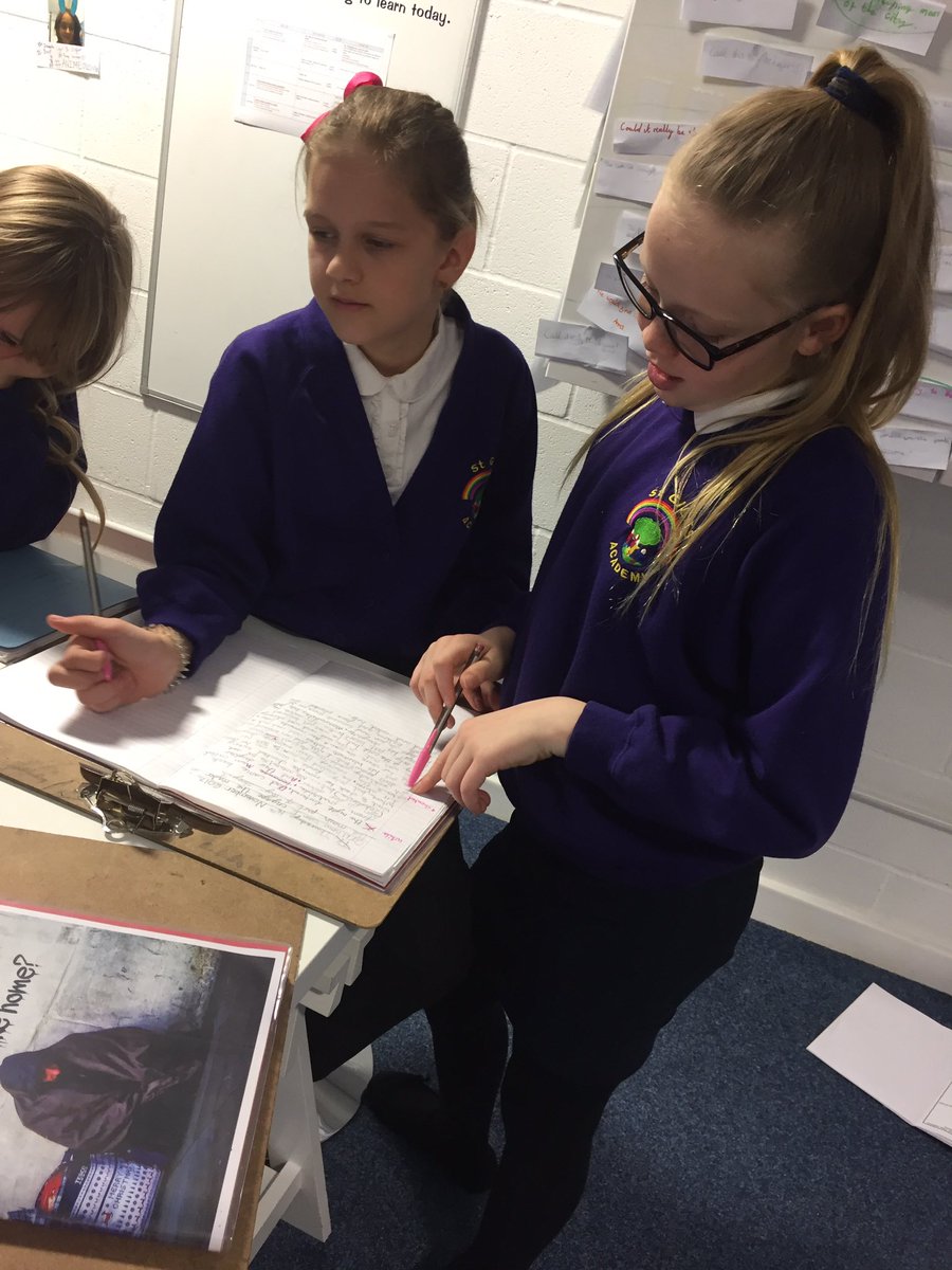stgac12's tweet photo. Editing stations are proving a great success when improving our stories so far with a peer #collaboration #editingstations #improvements #beingcritical https://t.co/1mq7MWIa2c