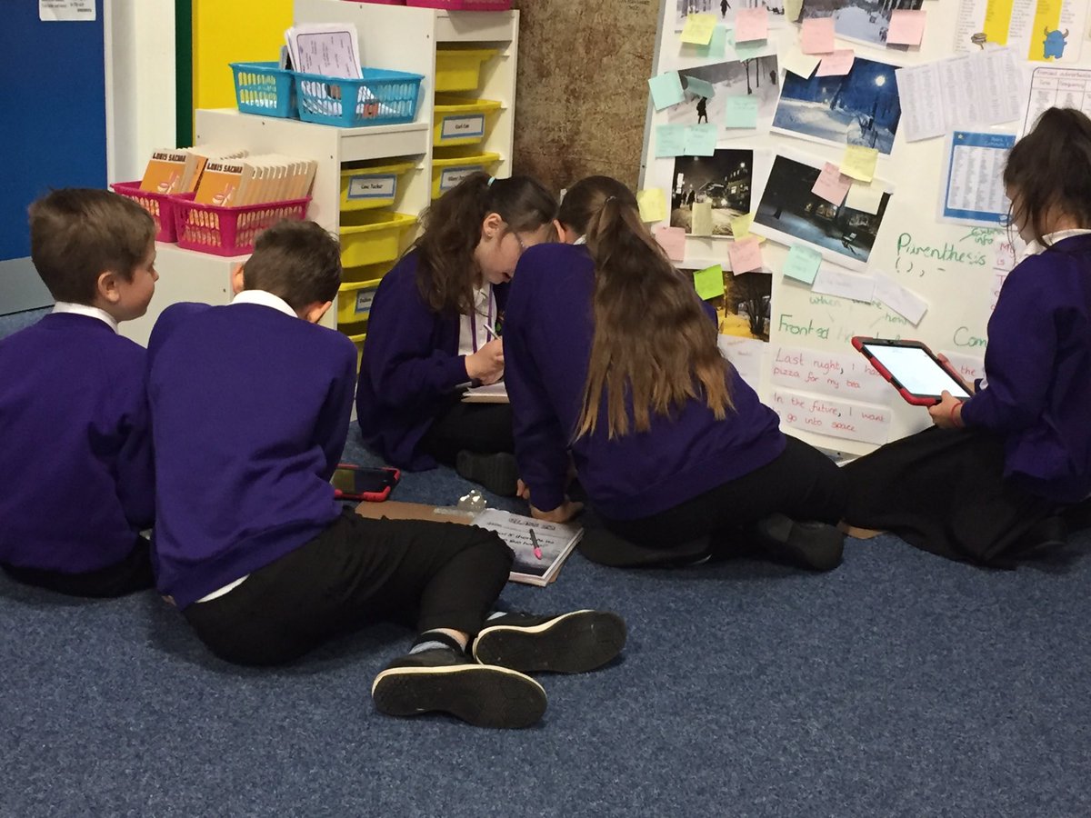 stgac12's tweet photo. Editing stations are proving a great success when improving our stories so far with a peer #collaboration #editingstations #improvements #beingcritical https://t.co/1mq7MWIa2c