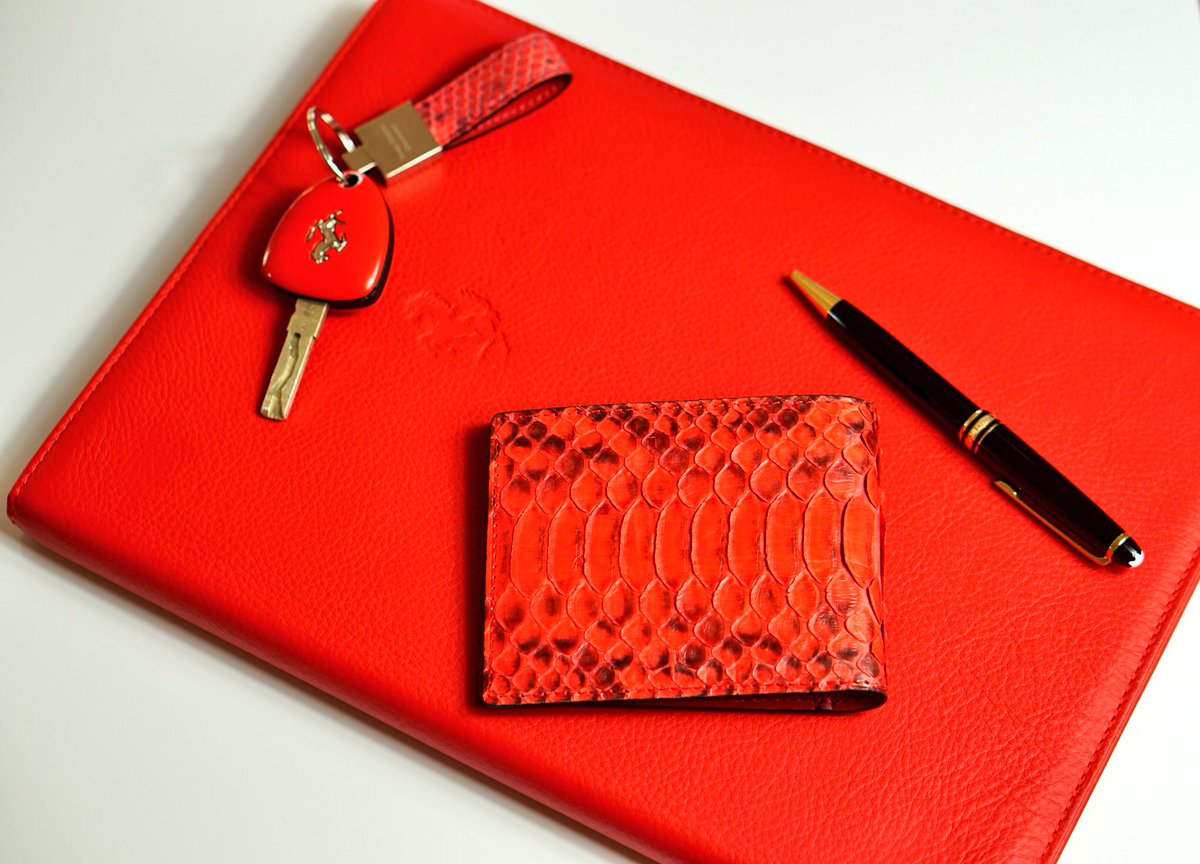 SinnerSven's tweet photo. Wallet &amp; Key Chain in Red Python 🐍 by Sven Sinner. Shop now at https://t.co/jl03eGrQu5 and safe 20%. #luxurylife #luxury #luxurylifestyle #fashion #luxurystyle #luxuryfashion #vip #millionaire #style #ferrari #Hublot #Billionaire #CEO #supercar #Lamborghini #Rolex #AMG #GoodLife https://t.co/m1BtMKLubV