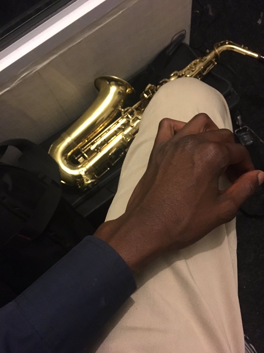 Bravo_Sax's tweet image. About to do my thing in studio

#SessionWork