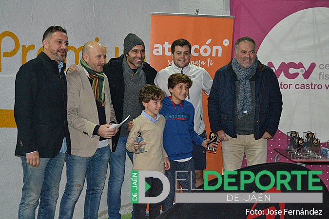 eldeportedejaen's tweet photo. El Master Final Aspadel Jaén entrega los premios de la temporada 2017: https://t.co/yMVQRtpDX5 https://t.co/eFhWs8QAVI