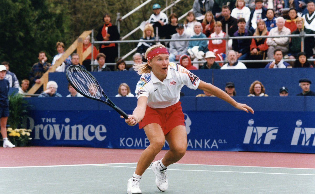 JANA NOVOTNA - Página 2 DPEduqOXcAAz5BU