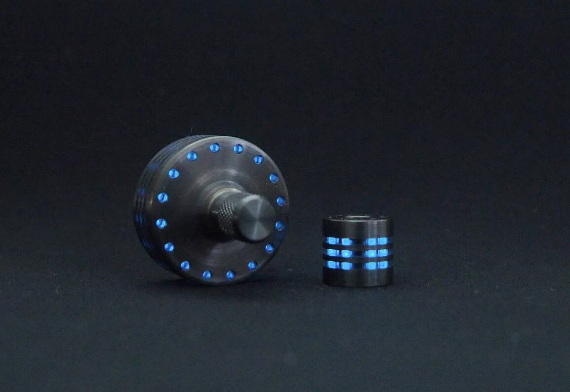 eclipsesharp's tweet photo. Monday zirconium blues #eclipsesharp https://t.co/H1lqFwWbaF