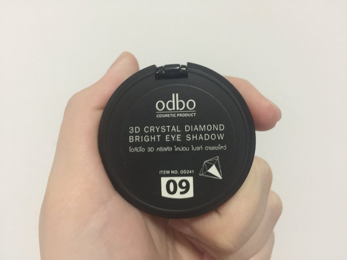 AorOnbu's tweet photo. อายแชโดว #odbo สีสวยวิ้ง✨สวยมากกกก แถมราคาไม่แพงหาซื้อได้ง่าย สีสวยสีชัดมากกก อันนี้สอย เบอร์ 09 มา 😆 ในราคา 90฿ กลับเลขไปอีกกก 😆😆ใครหาได้ถูกกว่านั้นไปตำๆ 
#ไว้รีวิวห้ามขายของโว้ยย #howtopefect #อายแชโดว #ไปตํา https://t.co/nX07TTIoYS