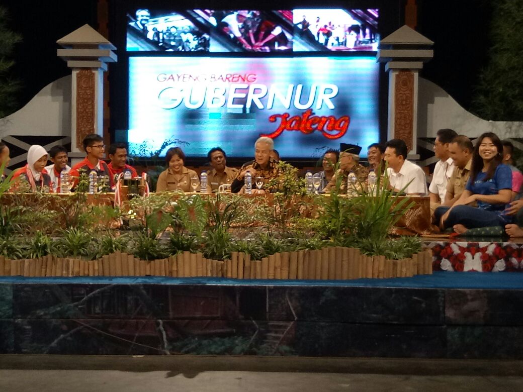 komdigi_jateng's tweet photo. @ganjarpranowo @TVRI_JawaTengah @provjateng @JatengTwit @disporaparjtg @bank_jateng @IniMagelangKu @kabarpemalangID @radio_kotabatik @diskominfo_grob @rks_fm Menurut salah satu atlet lari, Mei Banawi, penyelenggaraan #BorobudurMarathon2017 #BJBM2017 adalah salah satu yang terbaik di indonesia. Dari semua sisi, semua keren #JatengGayeng #GayengBarengGanjar https://t.co/uWnE6SrAOv