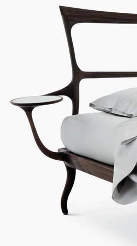 Oh now there's a sculptured arm I would be absolutely delighted with 😉
#cecotti #furniture #👁️👁️ #theeyeshaveit #interiordesign