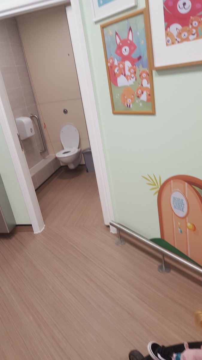 Kaz Derbyshire tweet media