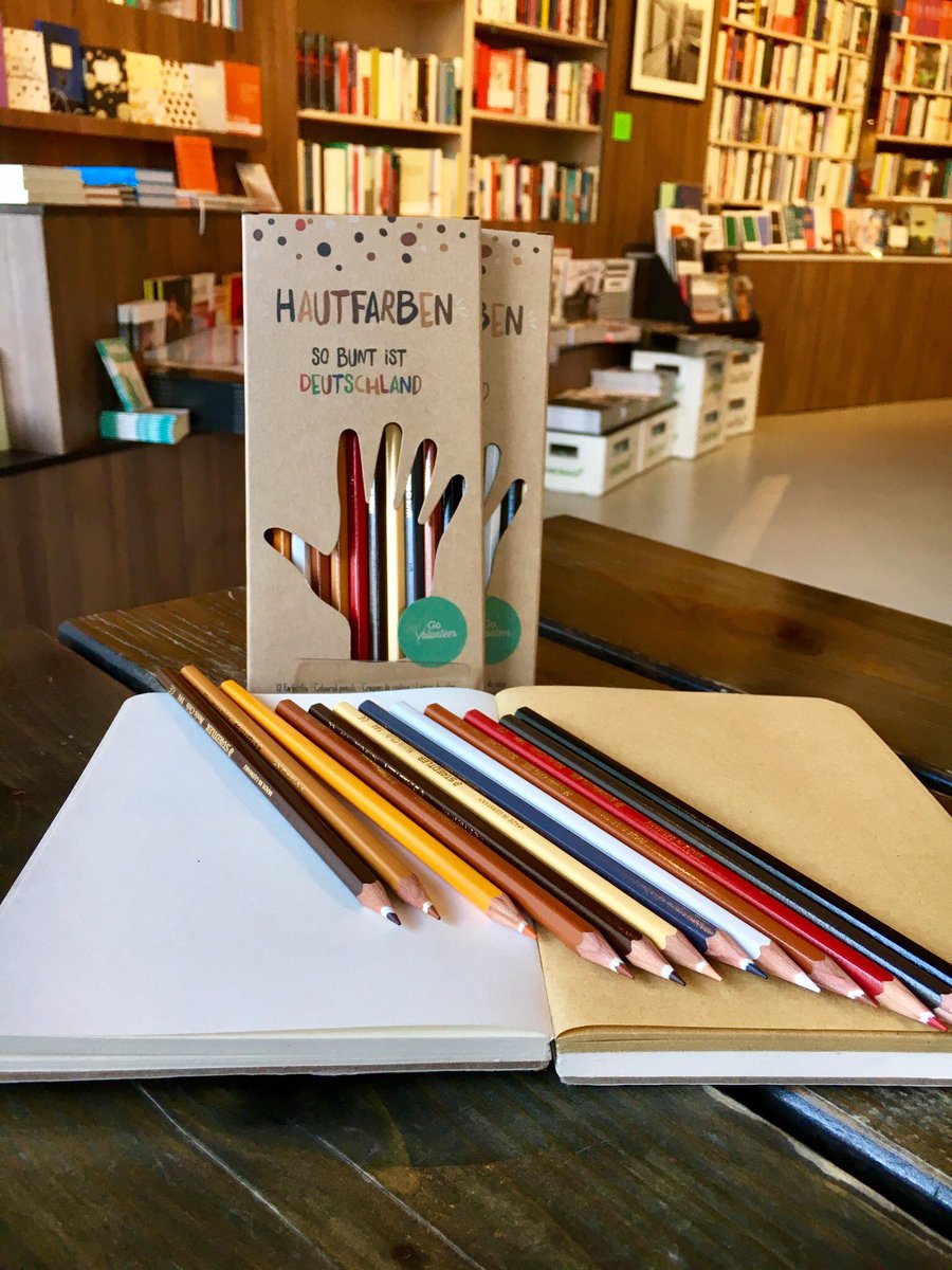 Wir lieben #Vielfalt und ein buntes Deutschland mit unterschiedlichsten Kulturen.  
Es ist uns deshalb eine Freude, die #Hautfarbenstifte von <a href="/GoVolunteer_com/">GoVolunteer</a> ab heute im #ocelot zu haben.