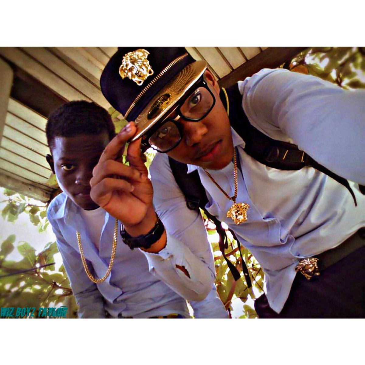 Taylor_mike509's tweet photo. #gwo kout chapo pou tout neg
#beeff yoo
Me and @roldenzt 
Trè pozitif
Prof ap rete prof 
Champyon 🏆ap ret champyon 
#amatè aaaa santi"l toujou dominé
😂😂😂😂😂😂😂😂😂😂😂 https://t.co/7II4UFLRCQ