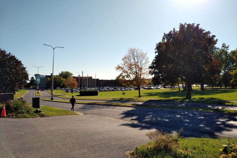 SLC students back in class Tuesday bit.ly/2hDX4s6 #SLC #StLawrenceCollege #collegestrike #CornwallON https://t.co/jCrRD22OBM