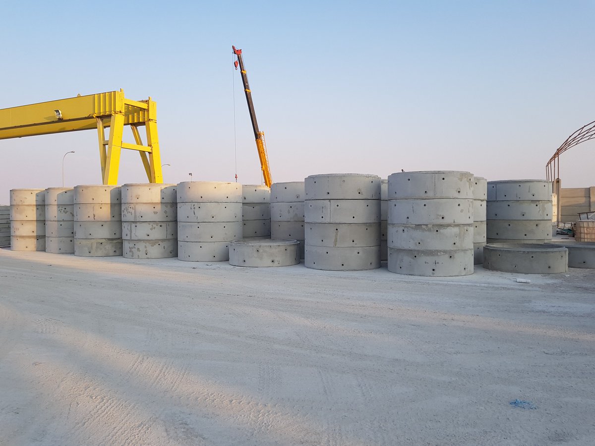 ucprecast's tweet photo. Precast concrete soakaway rings in stock yard. #precast #precastconcrete #concrete #ultracrete #ultracreteprecast #ultracretefactory #precastfactory #precaststockyard #precaststock #precastsoakaway #precaststock #precastyard #precastrings #precaster #precastworks https://t.co/px2JhjxmuS