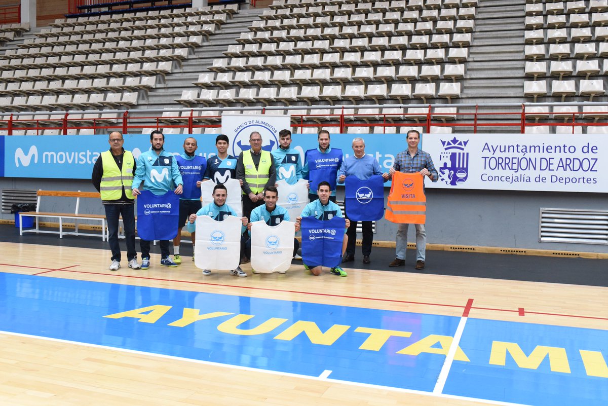 ClubInterFS's tweet photo. RSC | #MovistarInter se suma a la Gran Recogida que llevará a cabo el Banco de Alimentos de Madrid @bancoalimadrid @Ayto_Torrejon https://t.co/aRAxYqvRg5 https://t.co/2giUTEh5XJ