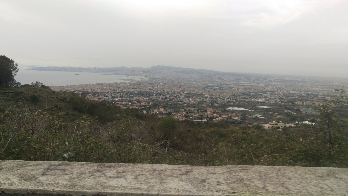 JordanAshReid's tweet photo. #pompeii #city #coast #beatiful #Views #History https://t.co/ymtS1KzrwA