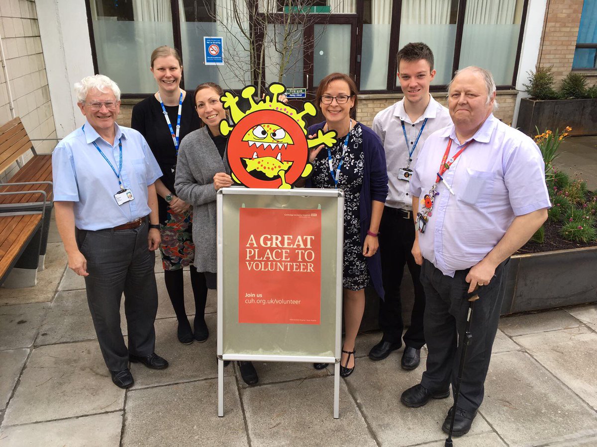 CUH_NHS's tweet photo. All of our @CUH_Volunteers team are now protected against flu, winning themselves limited edition #Flubusters2 pin badges!
@NHSflufighter https://t.co/e9nxWwPzb0