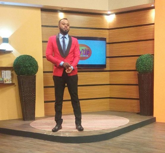 TVCconnect's tweet photo. #motivationmonday #entertainmentcorner
@mikemesikenor looking good on #WakeUpNigeria https://t.co/wJeWPWP4mW