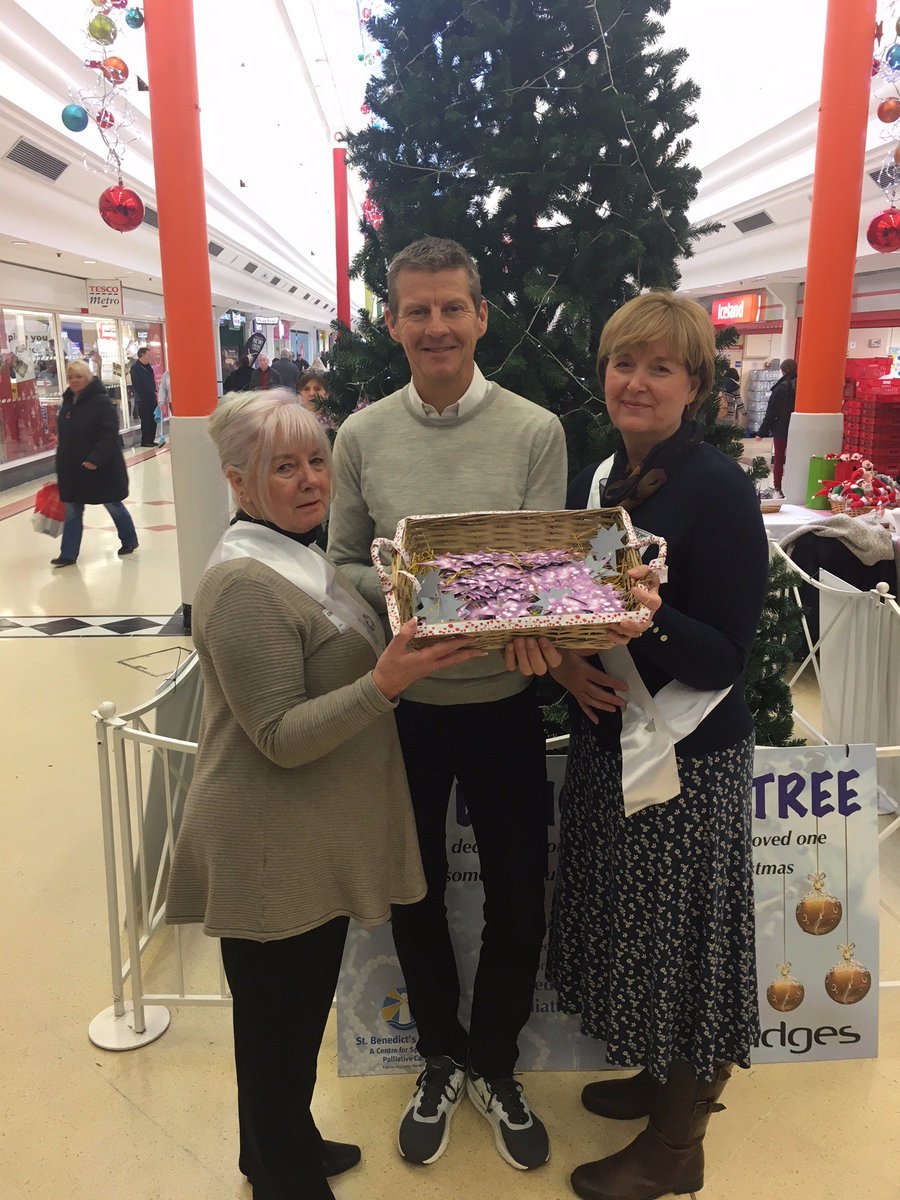 BridgesSund's tweet photo. Steve Cram popped in this morning to hang a dedication bauble for his late aunt Joy. All money raised form dedications will go to St Benedict's Hospice. #dedicationtree 🙏 https://t.co/xW5FkZ8fLQ
