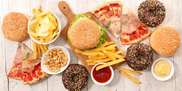 fastfoodcafecon's tweet photo. As per @NRAI_India #IndiaFoodServices Report 2016, the size of the #QSR market was estimated at 9,125 CR in 2016. It is expected to grow at a #CAGR of 22% to reach 24,665 CR. Read more - https://t.co/T580pyDzI3 
@inrestoindia by #Dineout is our official #FoodTech Partner #FFCC17 https://t.co/fz2qsmMIS1