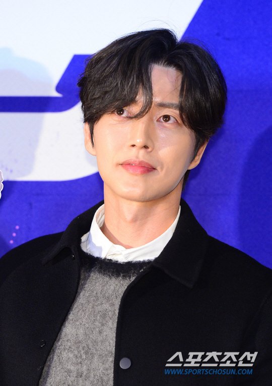 DPEomLQUIAAQuVj.jpg:large