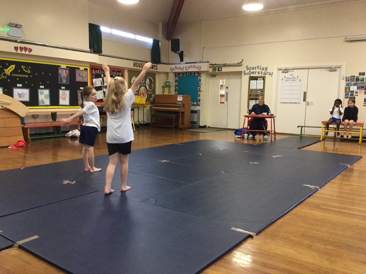 Reception MHill tweet media