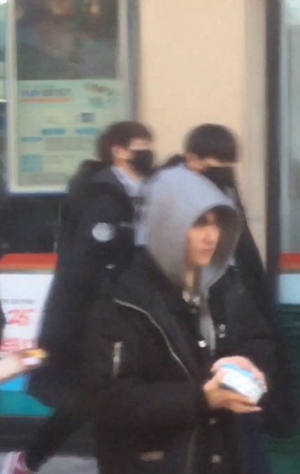 18 November Minho was spotted with the boys (except 3racha) He was seen after a long time it was a really like a breath of a fresh air for lot of peopleIt& #39;s lik a new hope for the fandom Him being with them does not confirm anything but at least we a him happy & still trying