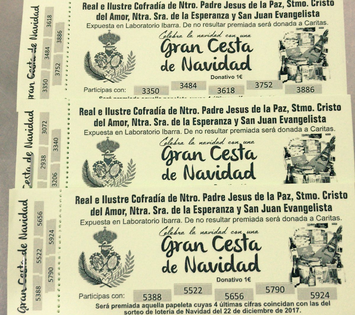 Un año más sorteamos una magnífica #CestadeNavidad🎄que a buen seguro, alegrará las fiestas a quien le toque. De no ser así, será donada a #Caritas para que realmente ayude a pasar unos mejores días a alguien necesitado. #Colabora #1€ <a href="/Esperanzabaza/">Grupojoven esperanza</a> <a href="/bazasemanasanta/">semanasantadebaza</a>