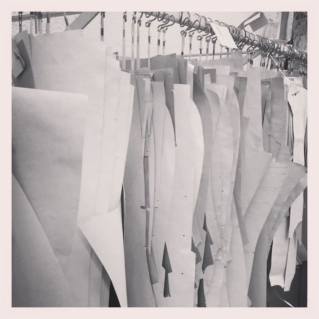NEWTAILOR's tweet photo. Ready for the next step. #cutting #suits #handmade #32-suit #monday #sartorial https://t.co/iGjQfG0r3Z