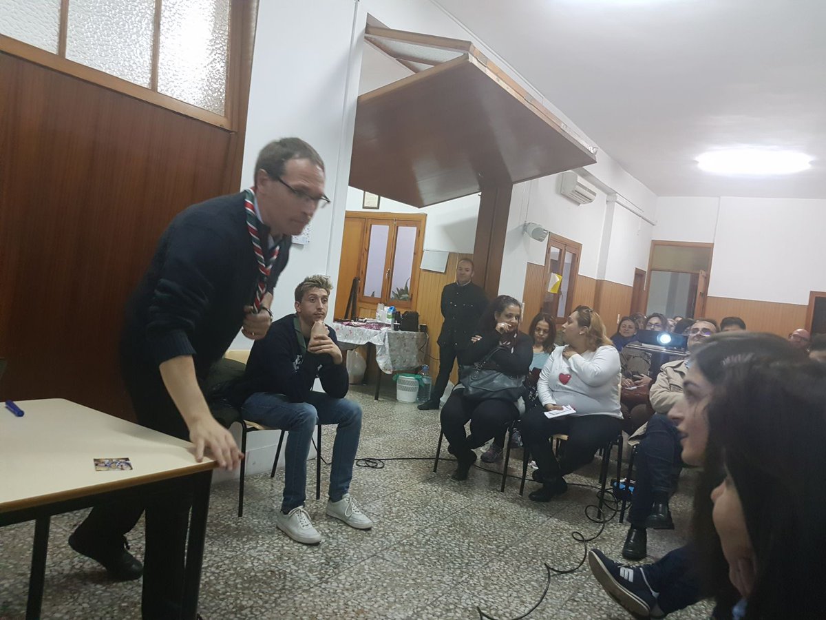 GSIluvatar's tweet photo. El pasado sábado durante la reunión de padres con el kraal 😃 https://t.co/UQ3uyIzFWg