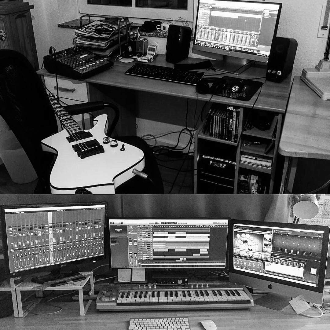 SinnerCircus's tweet photo. #Recordings für die erste Songs laufen 🤘

#record #Musik #metal #music #metalcore #band #guitar #drums #vocals #ibanez https://t.co/pgS4TtauaK