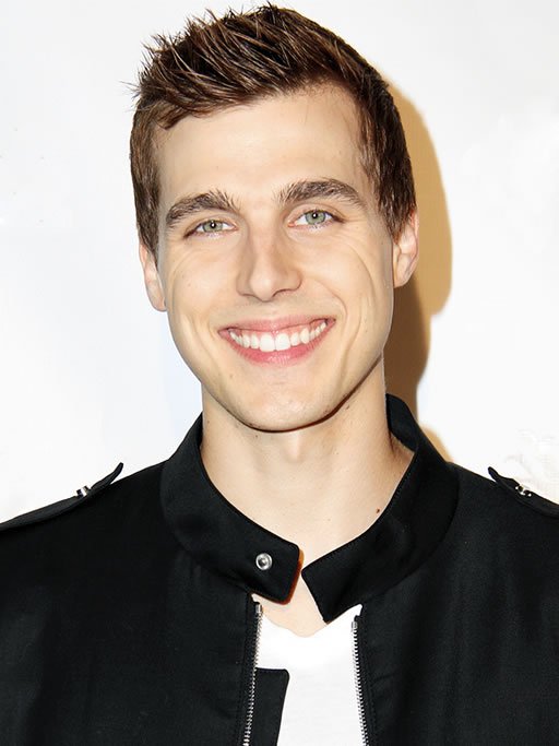 Happy Birthday Cody Linley 