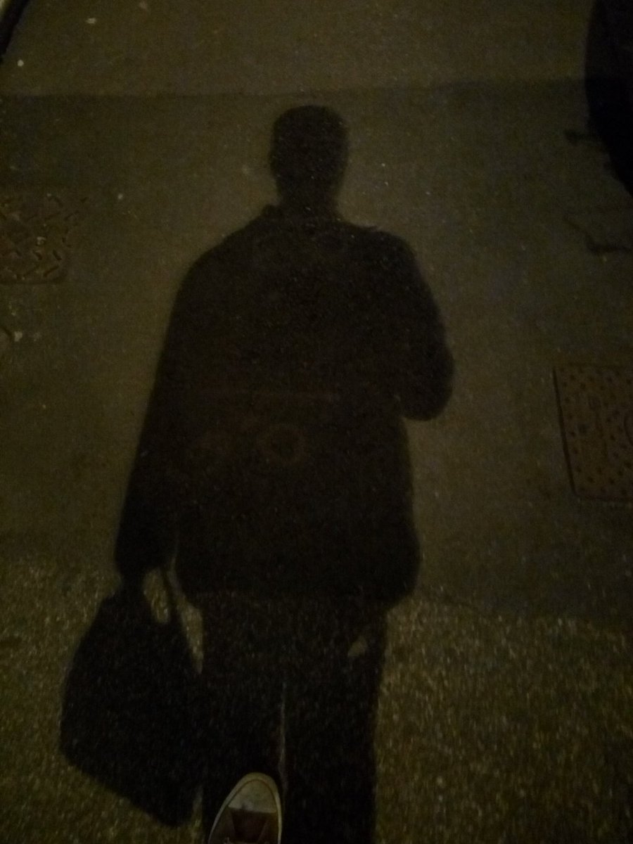 #Poesie #NuoviCantieriCulturaliIsolotto
#MappaturapoeticaIsolotto nellepieghedelcorpo.wordpress.com/2017/11/20/dec…