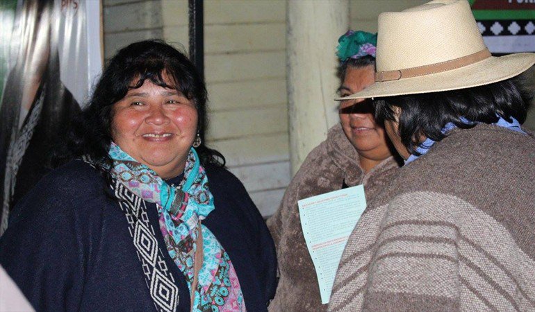 PIndigena's tweet photo. Distrito 25 eligió a la primera parlamentaria mapuche-williche de la historia https://t.co/3jjqHPGlf2 https://t.co/Tzo7tvoYhk