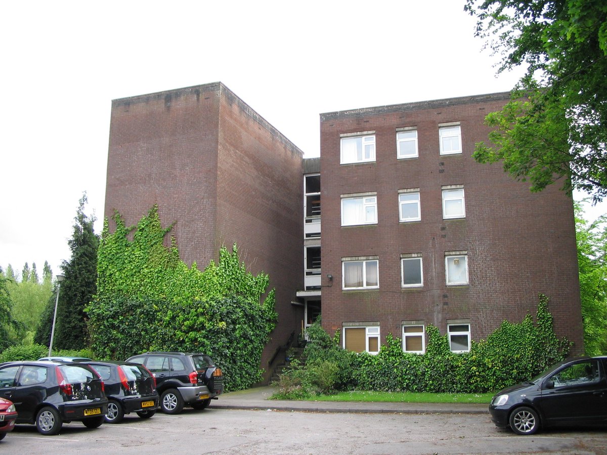 Stunning 2 bedroom property available mid-December in #Didsbury rightmove.co.uk/property-to-re…