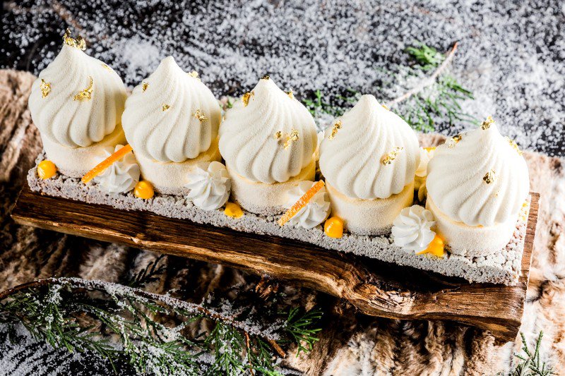 L’Hôtel du Collectionneur nous transporte en #Russie avec sa bûche de #Noël "Douceur du Grand Nord" imaginée par le chef Joël Veyssière - goo.gl/aQyVpi