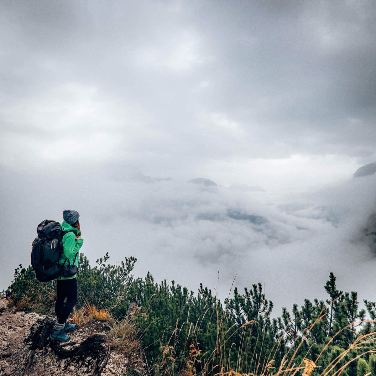 Climb mountains, hike forward &amp; push yourself! #MondayMotivation

Picture by Julia Rosenbusch