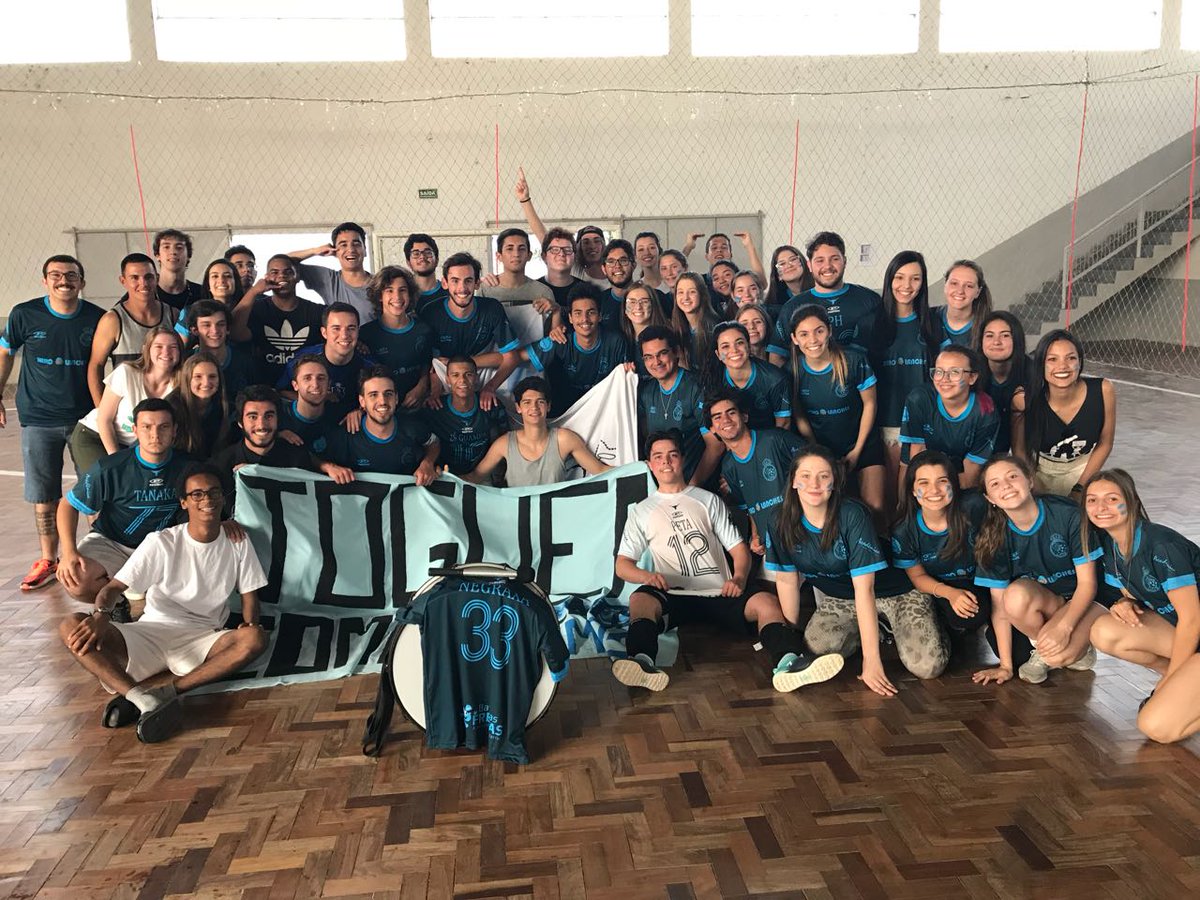 gbrielurrutia's tweet photo. Bom dia pra quem acordou campeão masculino e vice campeão feminino dos intergrupos 💡💙✌️#ÉaLuz #PodePedirAAta #SemChoro #ÉasGurias #PetaEuTeAmo #TemDeus #GJSS https://t.co/I2QtHRcxCw