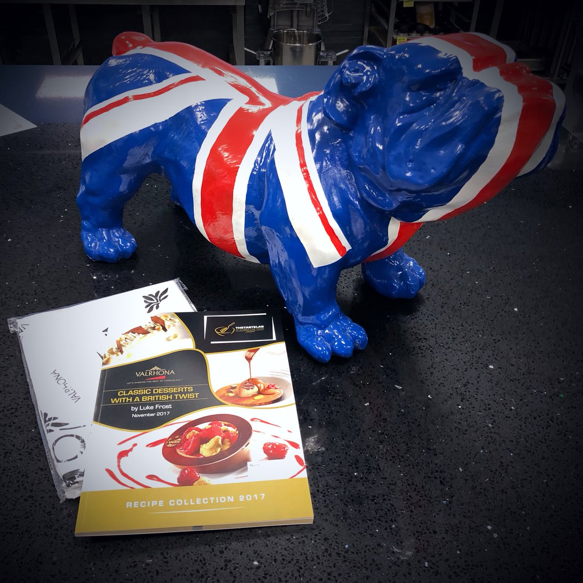 cake_FROSTing's tweet photo. Looking forward to a great week in @THETASTELAB_UK with @valrhonauk #plateddesserts #British #handsonclass https://t.co/MXgU3qRT0m