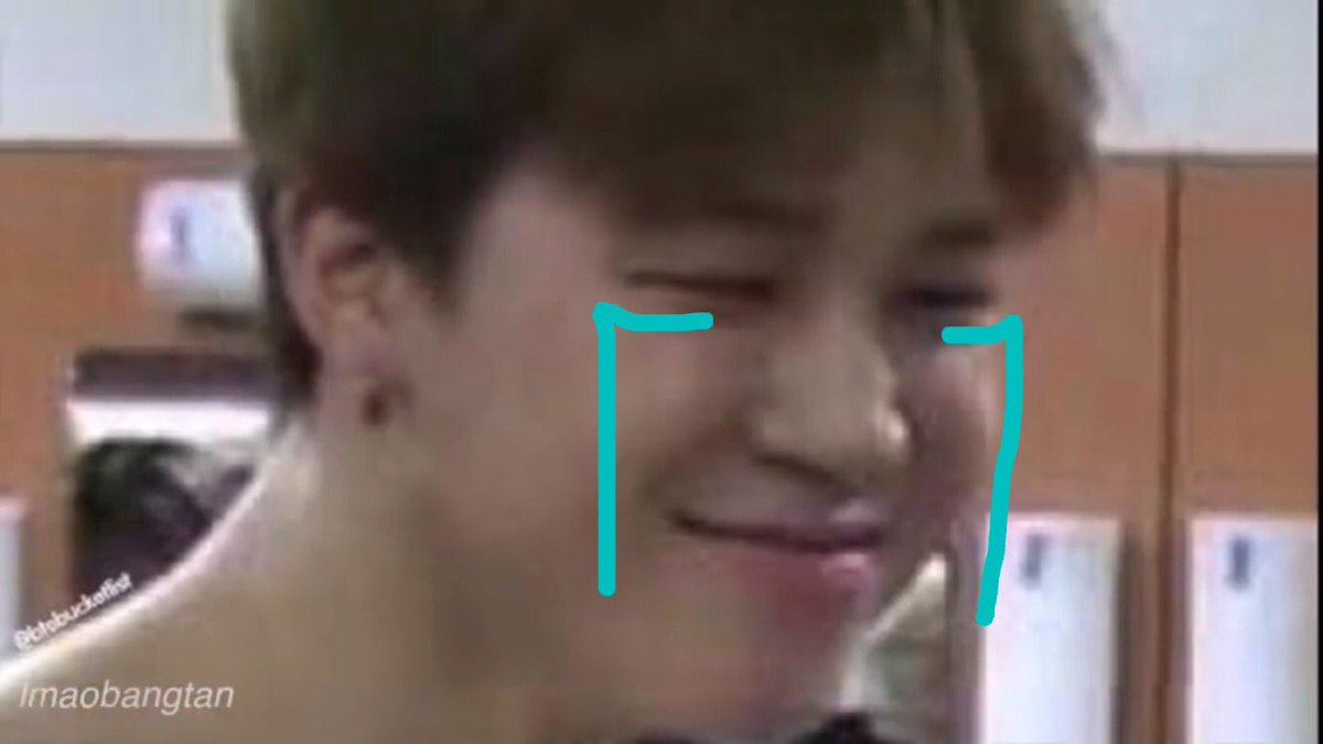 NMCChimChim's tweet photo. So I see this guy interviewing BTS aka BangTang Boys And when Jin aka my Kpop mom speaking Korean The interviewer ketp nodding his head like he knew what he was talking about https://t.co/8X8kazZkk9