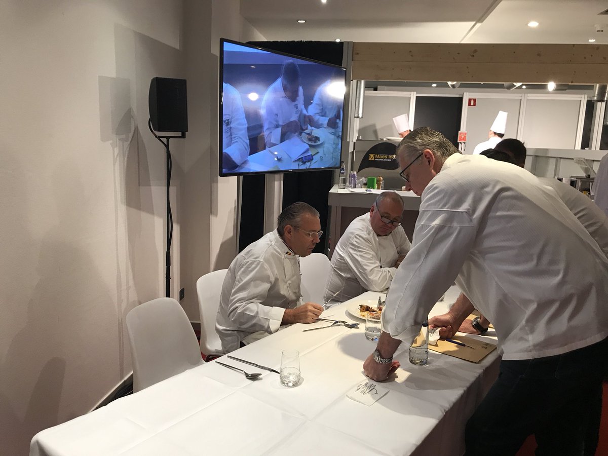 BartZandvliet's tweet photo. 2de plaats #disciplesEscoffier Benelux finale Dennis en Eddie @NovaCollege @RestaurantML @ChevalBlancNL https://t.co/Lcx4BgAZ8Z