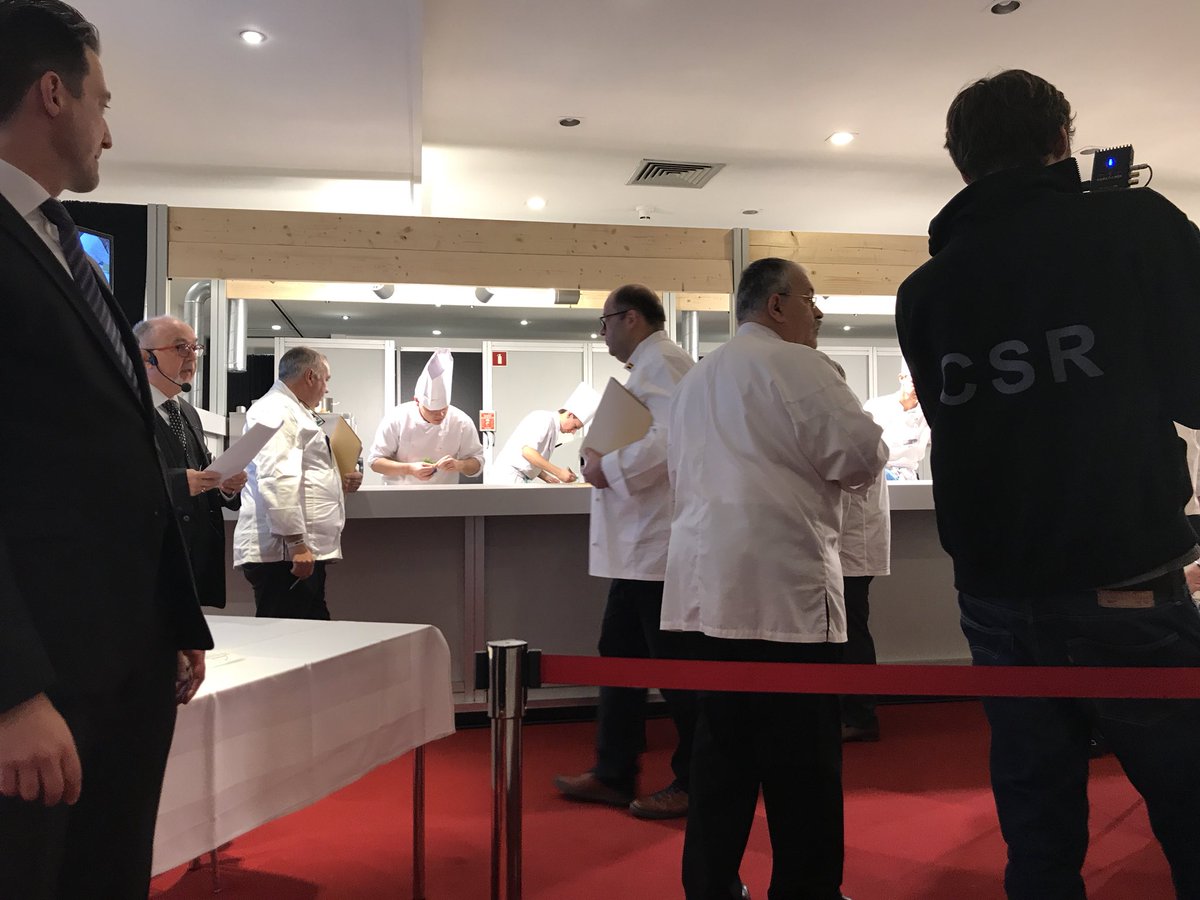BartZandvliet's tweet photo. 2de plaats #disciplesEscoffier Benelux finale Dennis en Eddie @NovaCollege @RestaurantML @ChevalBlancNL https://t.co/Lcx4BgAZ8Z