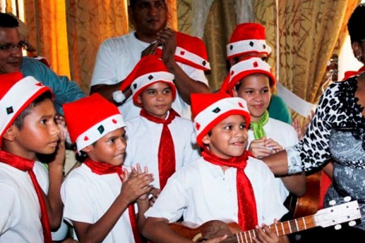 JosueHOficial's tweet photo. Los #villancicos y #aguinaldos, las #gaitas y #parrandas siempre estarán presentes en la celebración de nuestras navidades. Expresiones populares que se mantienen por generaciones a través de la #música.
#CompayProducciones #NavidadenCaracas https://t.co/LNkoLnUjMa
