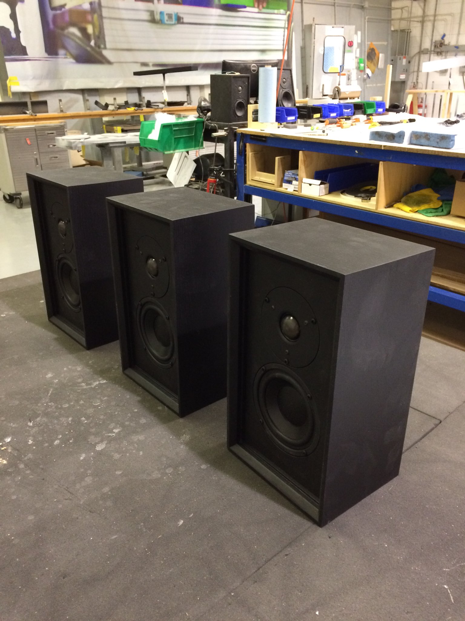 leon bookshelf speakers