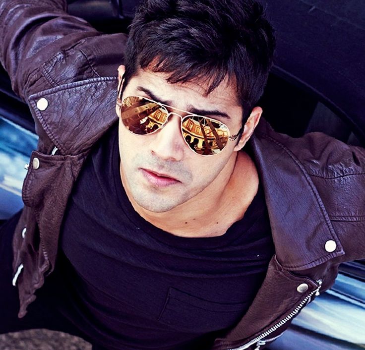 denisselliott's tweet photo. #Memorable Photos of #Varun #Dhawan
https://t.co/UyGIvmW4Ga https://t.co/adM0iyPRvC