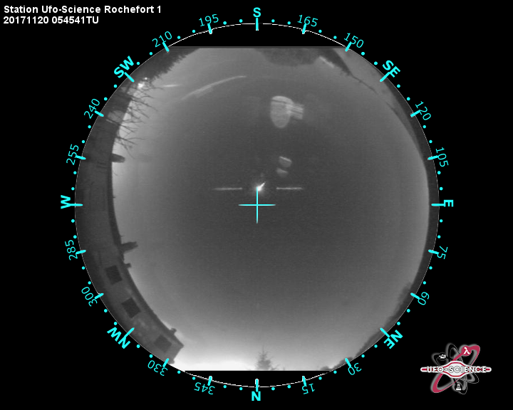 UfoScience_Lab's tweet photo. 2011/2017 05:45TU bolide #ufoscience #rochefort  avant-gout alpha-Monocérotides ? @VigieCiel @BrigitteZanda @FripoNetwork https://t.co/yXmSnDllyM