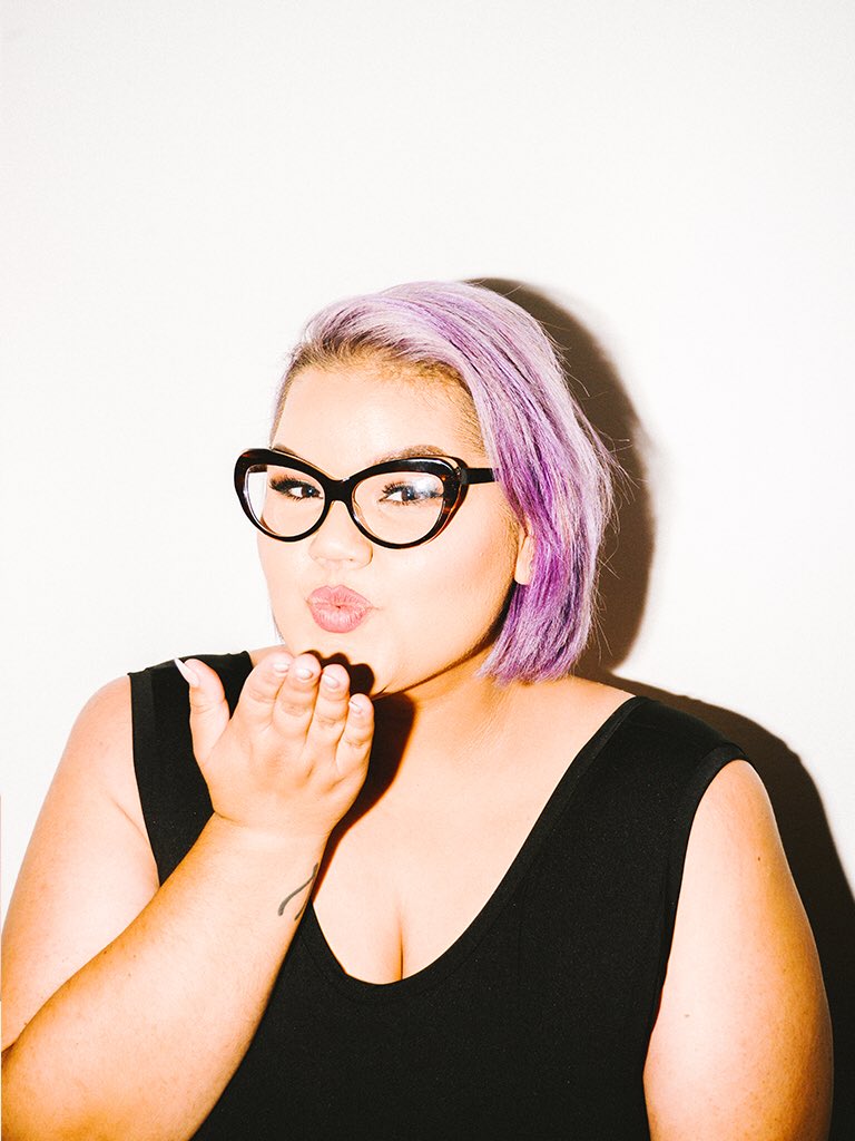 DesignerANT's tweet image. Are you ready for my new collection?? It’s launching tomorrow ashleynelltipton.com 😘 
#ashleynelltipton #2017collection