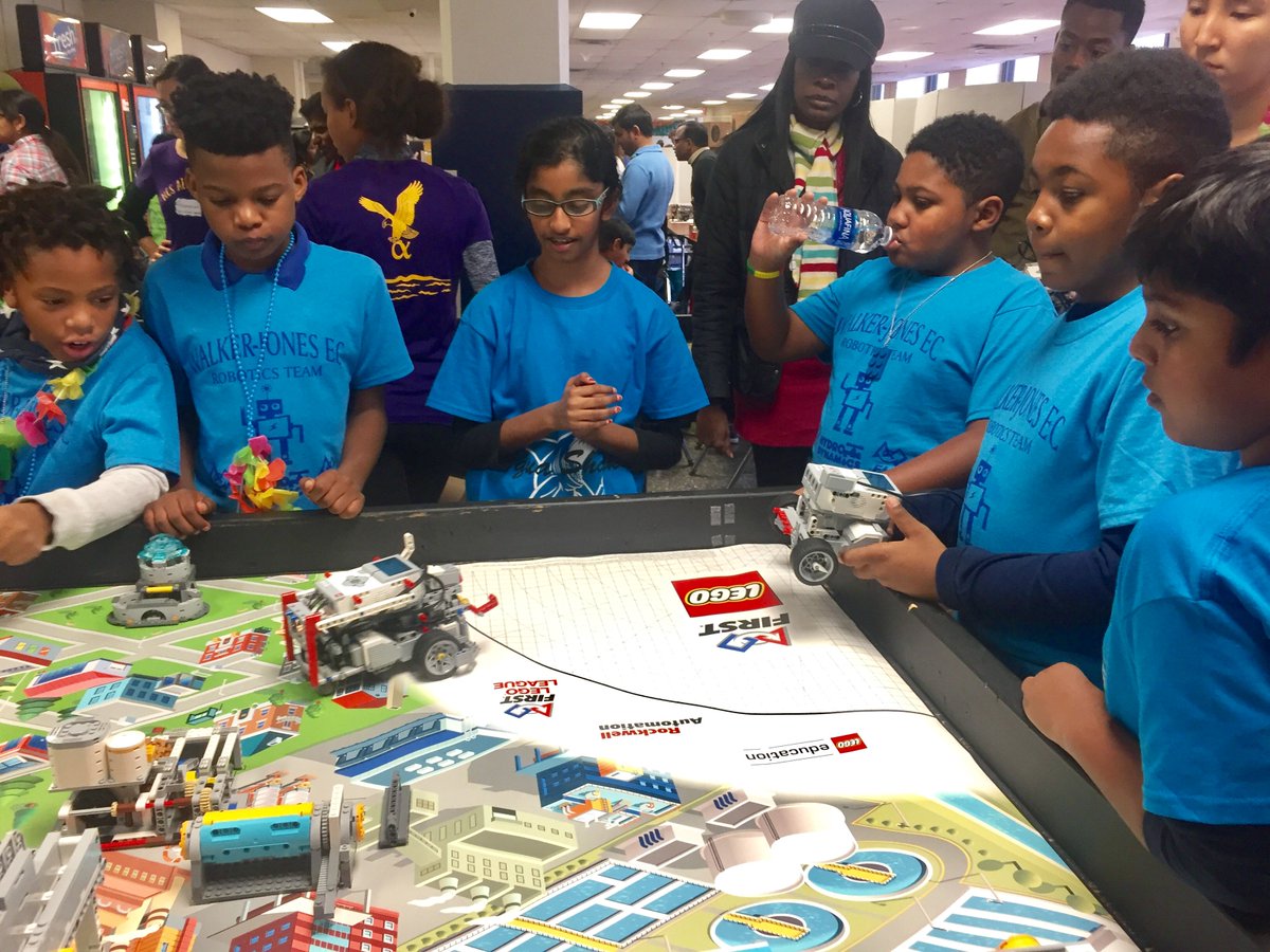 WalkerJonesEC's tweet photo. FIRST VA/DC Quifier ~ Friendship Colligate, DC. Teams judged 1) Technical & Robot Design, 2) Core Values, 3) Project Research & 4) Robot Performance. Teams embraced “Gracious Professionalsim” competed like crazy and made lots of new friends! #dcrobotics, #dcpublicschool, #first https://t.co/eDWCVrne9b